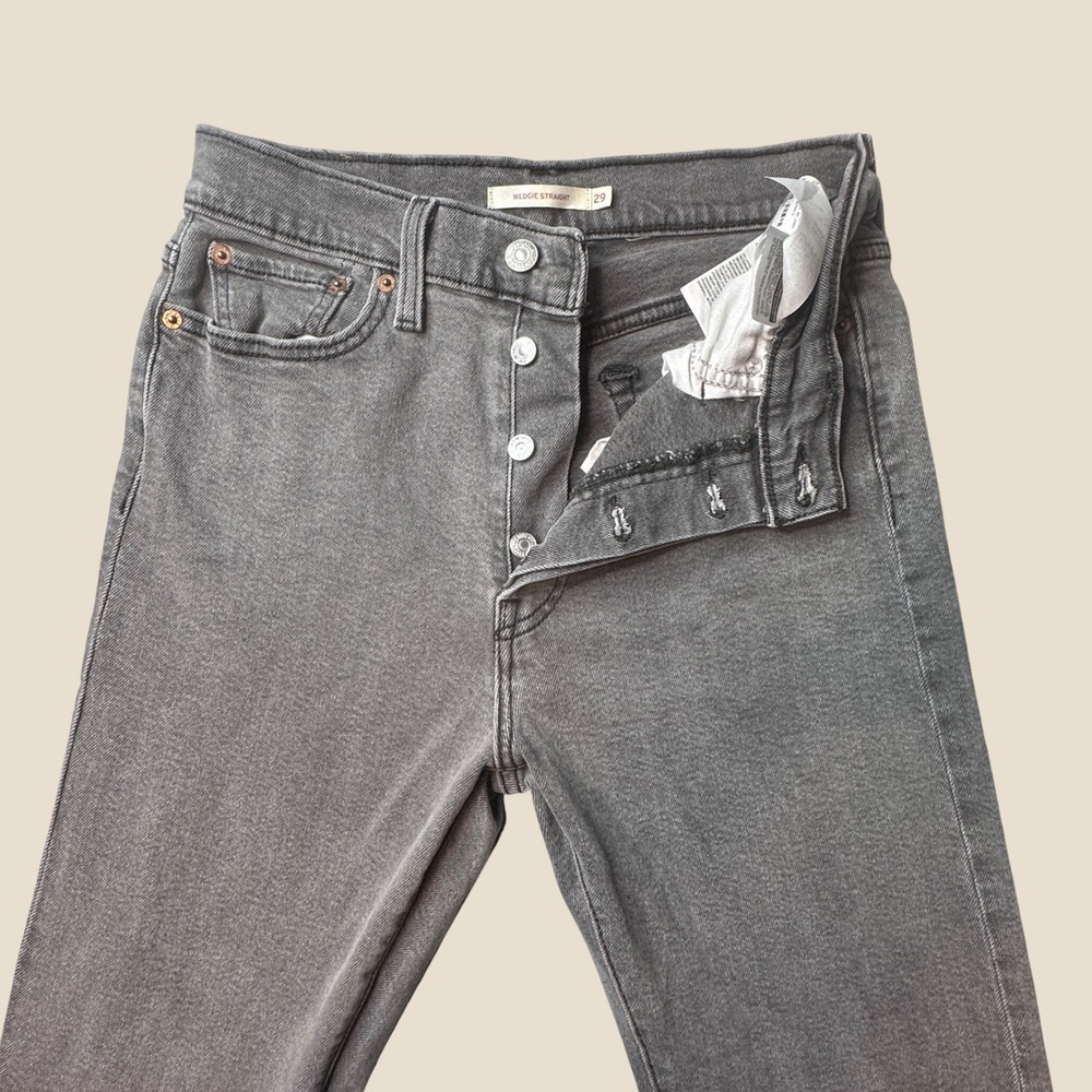 Levi's Jeans Womens 29 Wedgie Straight Gray Stretch Button Fly Denim 34964-0127